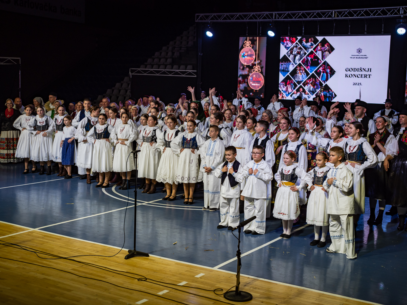 Godišnji koncert Folklornog ansambla „Ivan Mažuranić“ Karlovac