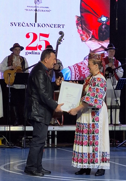 Srebrna diploma za Folklorni ansambl "Ivan Mažuranić"